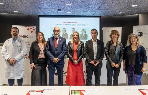 Consejeros junto a representantes del NHC, Aditech y Navarrabiomed